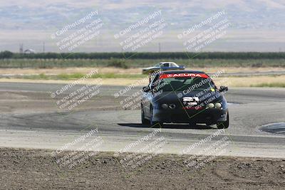 media/Jun-01-2024-CalClub SCCA (Sat) [[0aa0dc4a91]]/Group 5/Race/